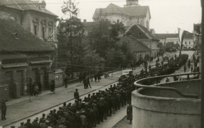 ulazak crvene armije u petrovgrad 1944.godine