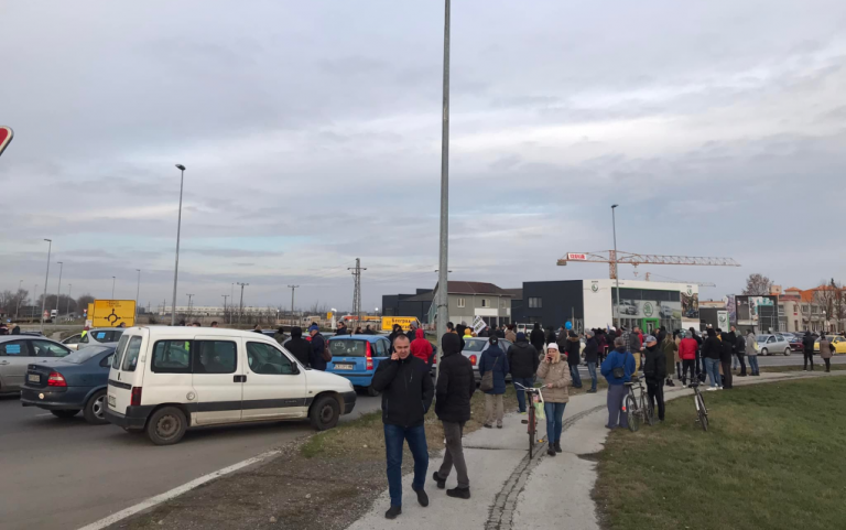 Nastavak blokada puteva širom Srbije 3. januara