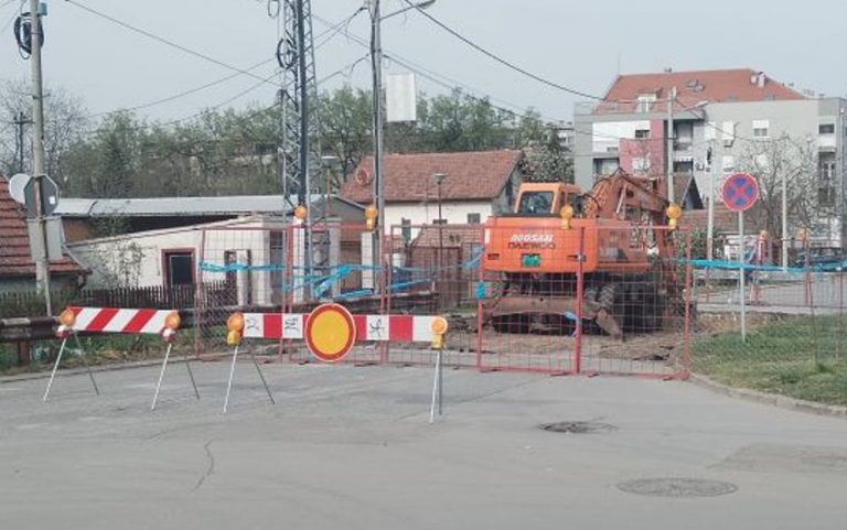 VIK Zrenjanin: Deo ulice Marka Oreškovića zatvoren za saobraćaj